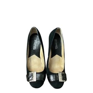 🚨 🚦3-$25🚦 Michael Kors Black Suede Leather Buckle Shoes Size 6.5